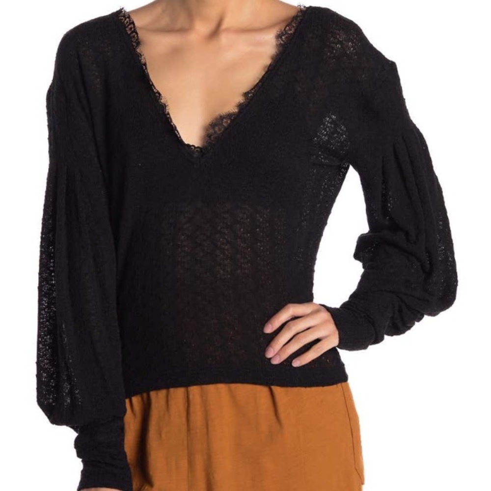 Free People top puff sleeve lace trim